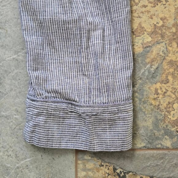 Levi's Size Small 100% Cotton Gray White Vertical Striped Casual Pants Elastic - Picture 11 of 13